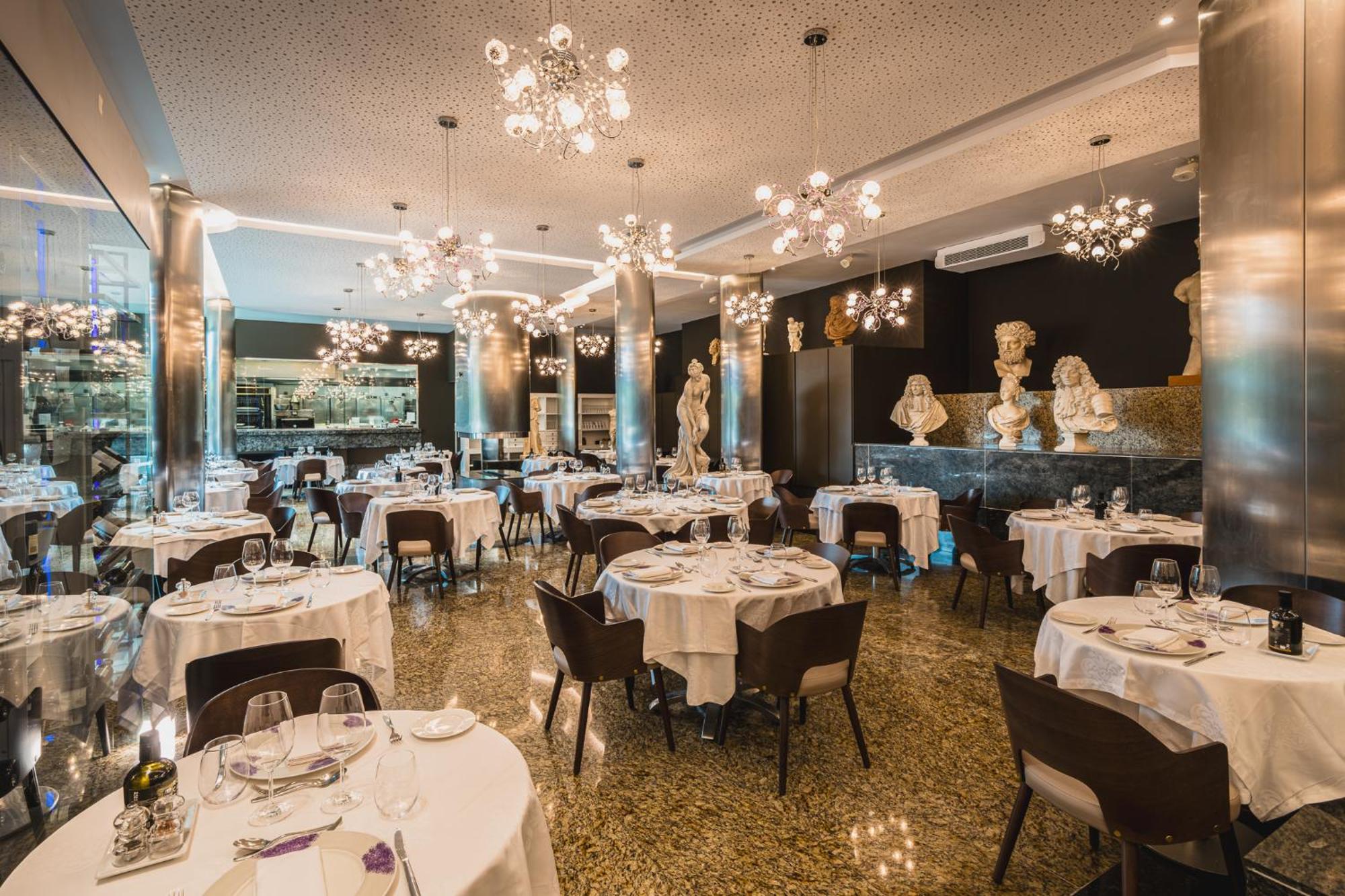 Hotel Princesa Parc Excellence Аринсал Экстерьер фото Restaurant "La Table d'Or"